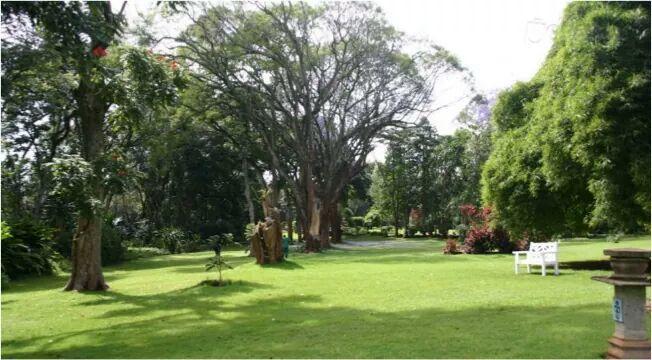Outspan Hotel Nyeri Bagian luar foto